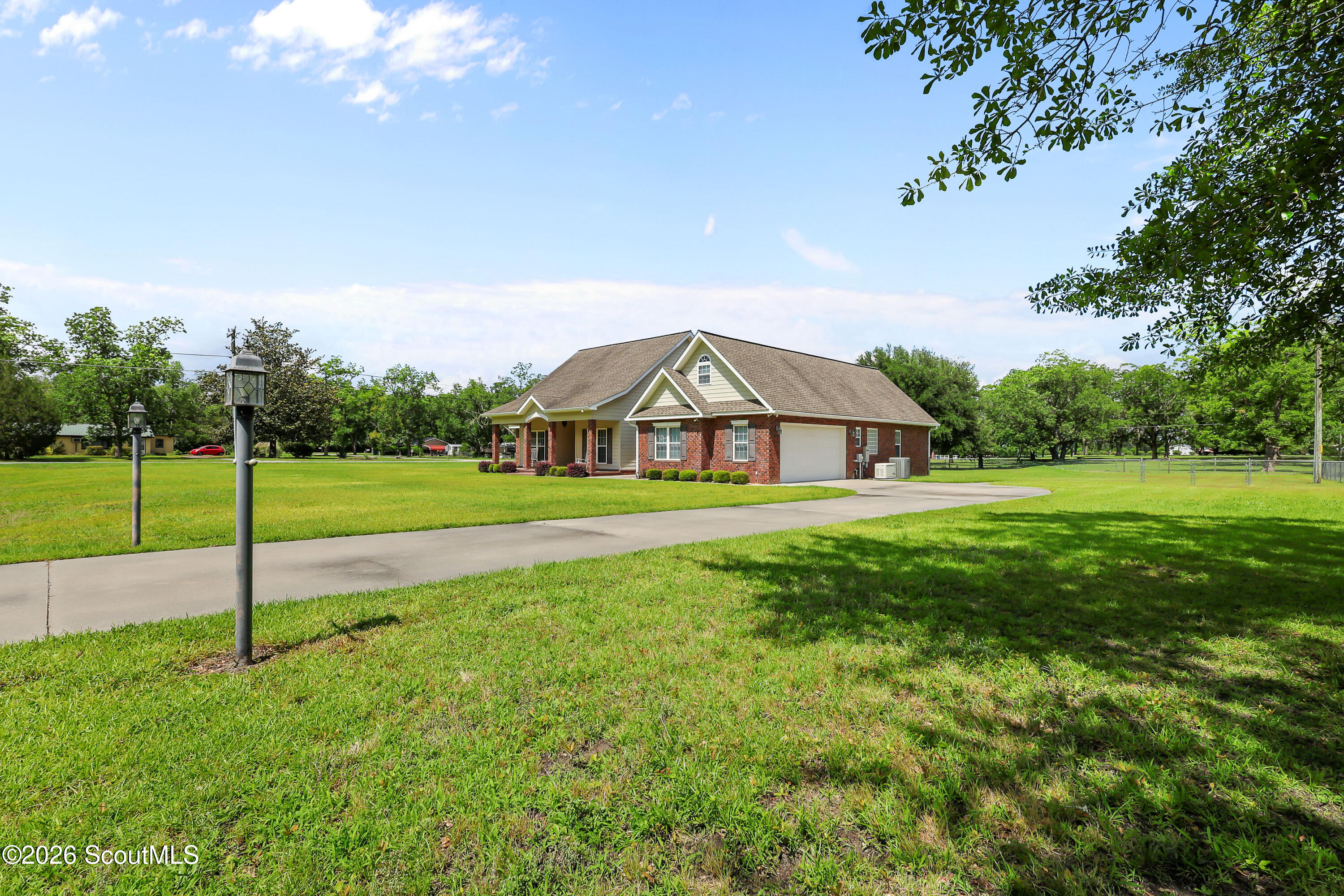 5560 Tara Road Waycross, GA 31503 - Photo 4 of 52 9W1A7141