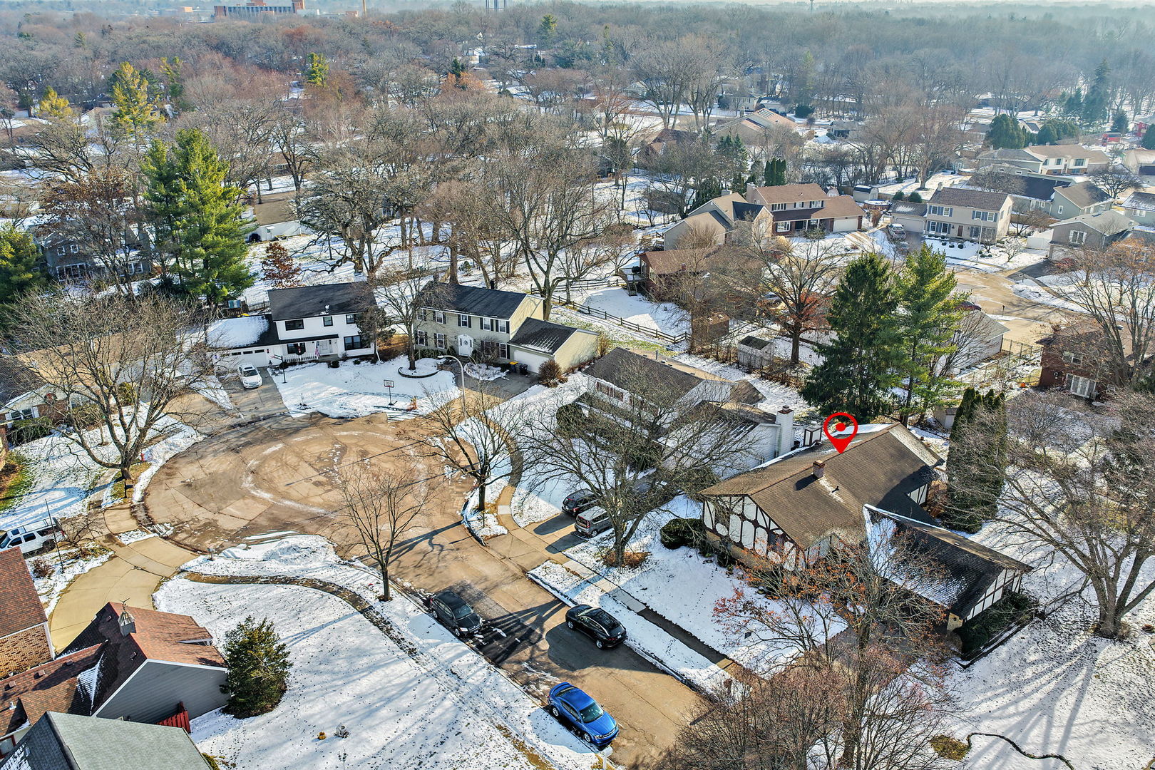 183 Brookside Drive Elgin, IL 60123 - Photo 37 of 46 an aerial view of residential house with outdoor space