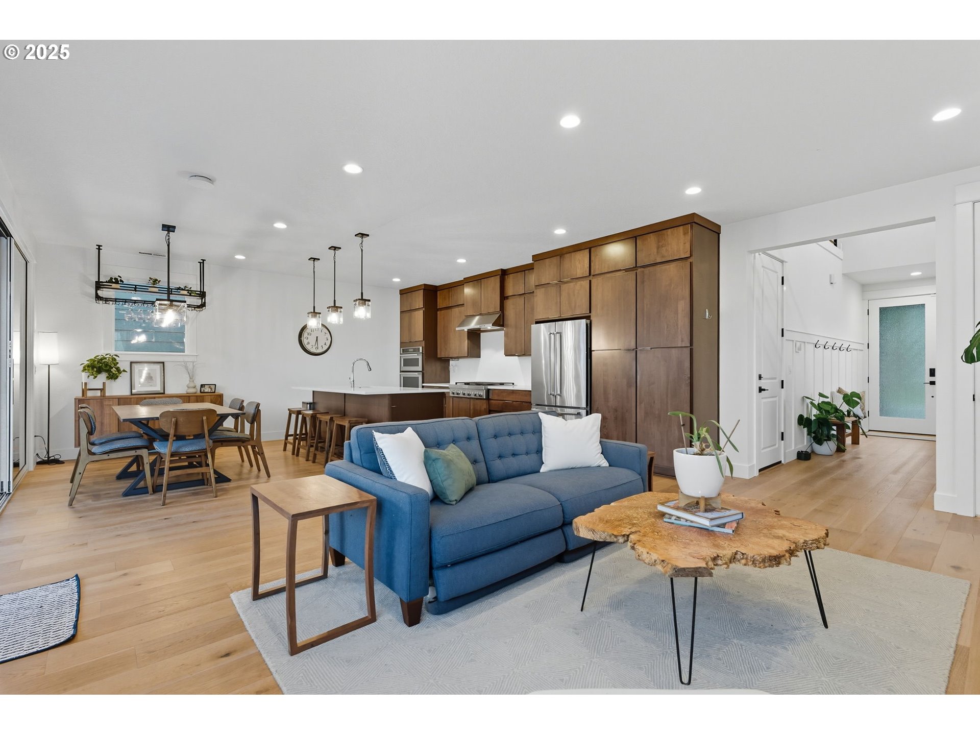 11542 Northwest Kearney Street Portland, OR 97229 - Photo 11 of 41