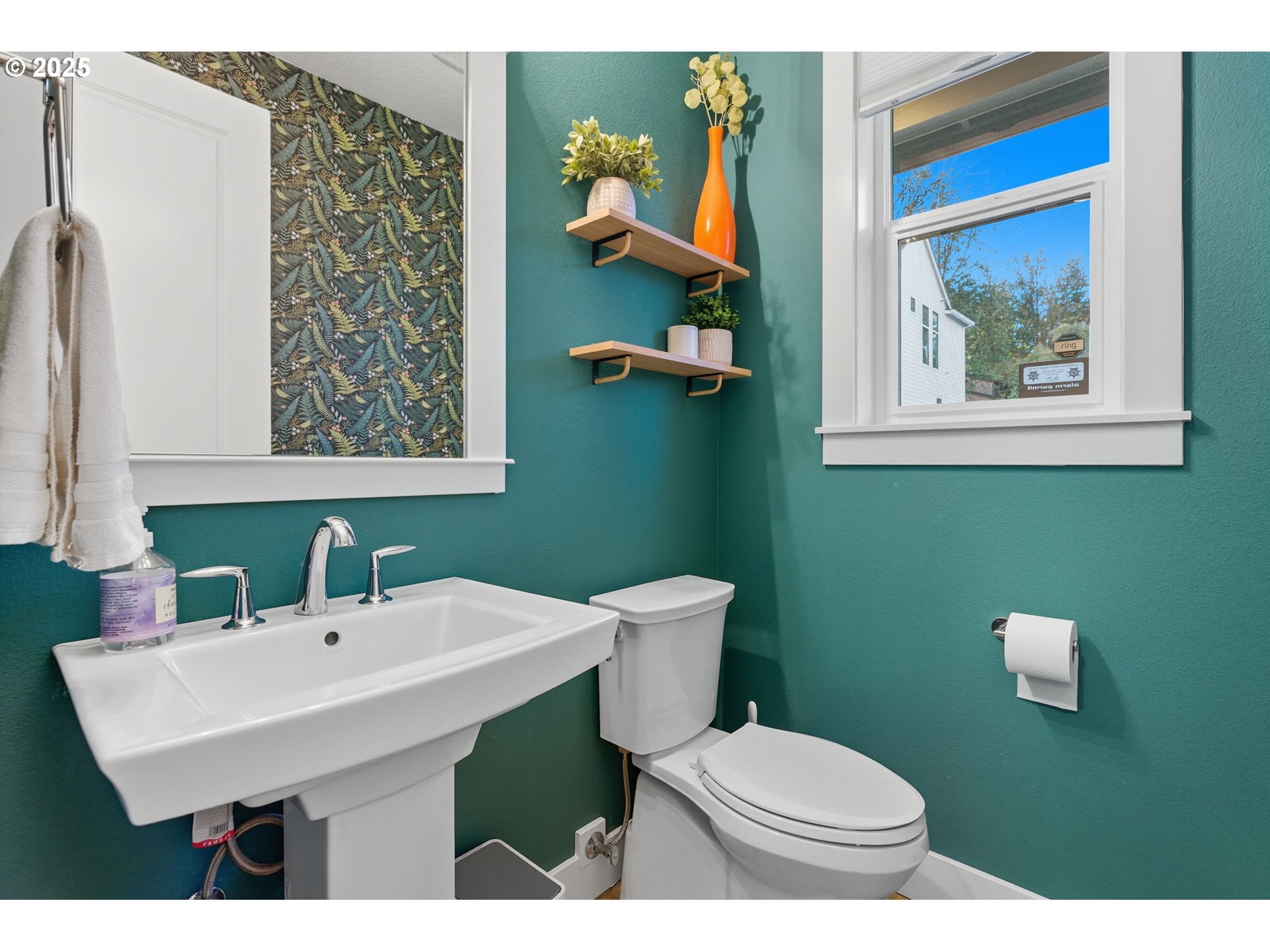 11542 Northwest Kearney Street Portland, OR 97229 - Photo 4 of 41 Bathroom