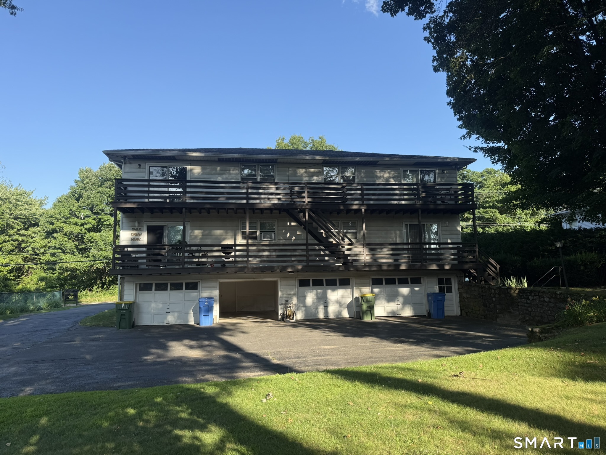 463 Pierpont Road, Unit 24 Waterbury, CT 06705 - Photo 17 of 22