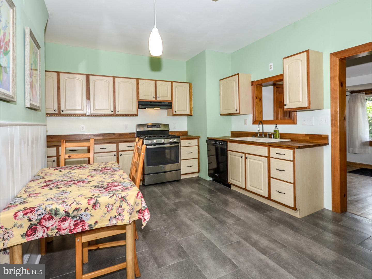 5 West Mill Road Flourtown, PA 19031 - Photo 8 of 24 Kitchen