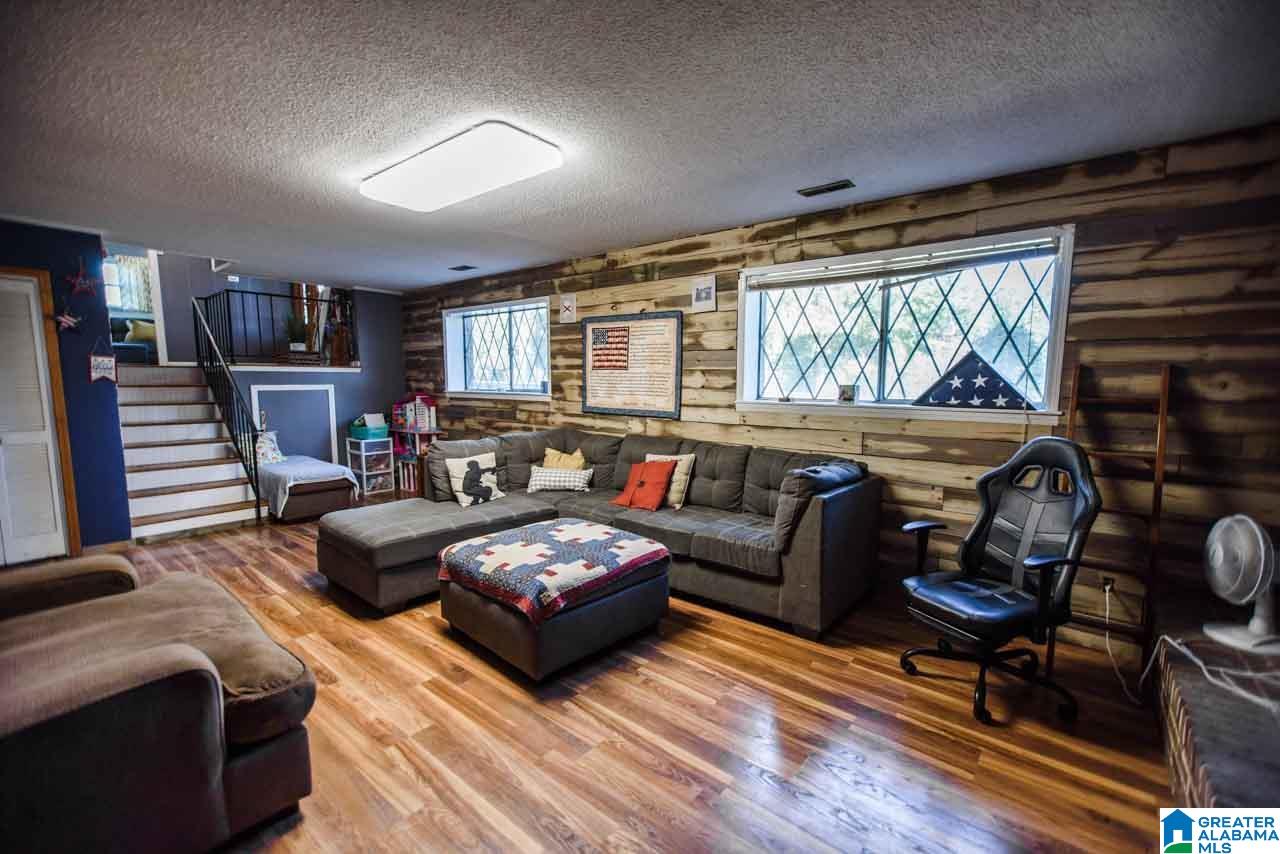 1757 Driving Range Road Cropwell, AL 35054 - Photo 4 of 49 Gallery Image 4
