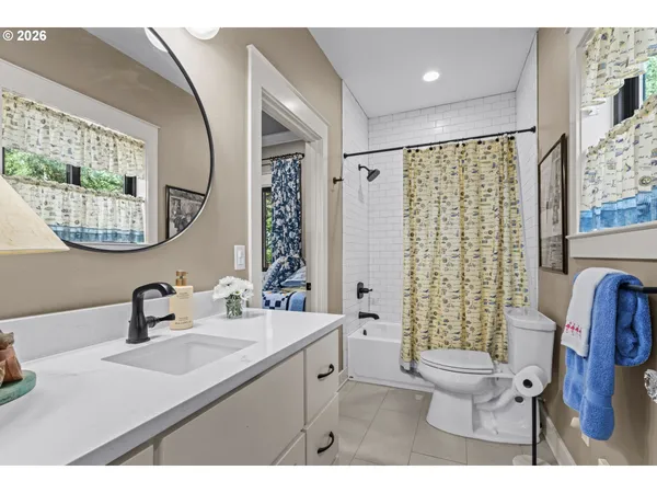 $1,350,000 | 83489 Jensen Lane, Florence, OR 97439