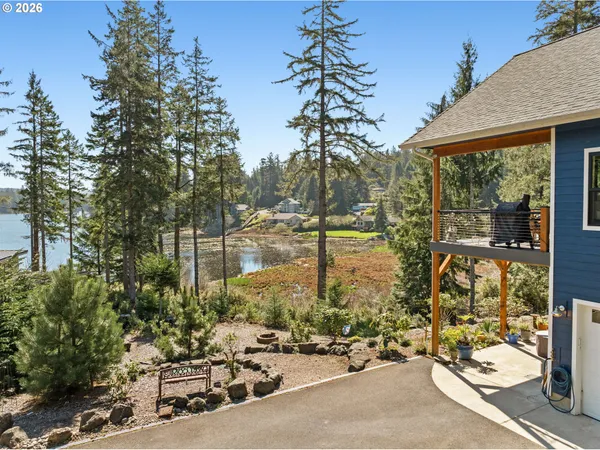 $1,350,000 | 83489 Jensen Lane, Florence, OR 97439