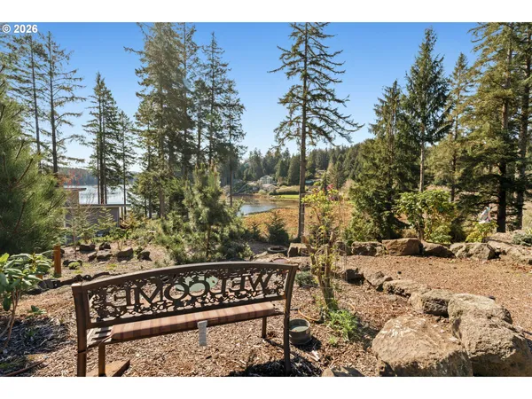 $1,350,000 | 83489 Jensen Lane, Florence, OR 97439