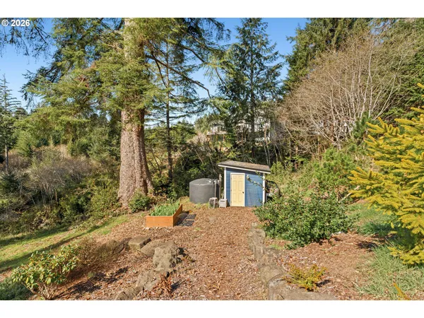 $1,350,000 | 83489 Jensen Lane, Florence, OR 97439