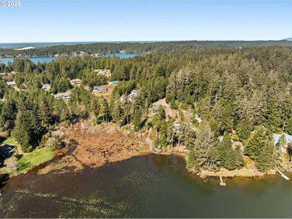 $1,350,000 | 83489 Jensen Lane, Florence, OR 97439