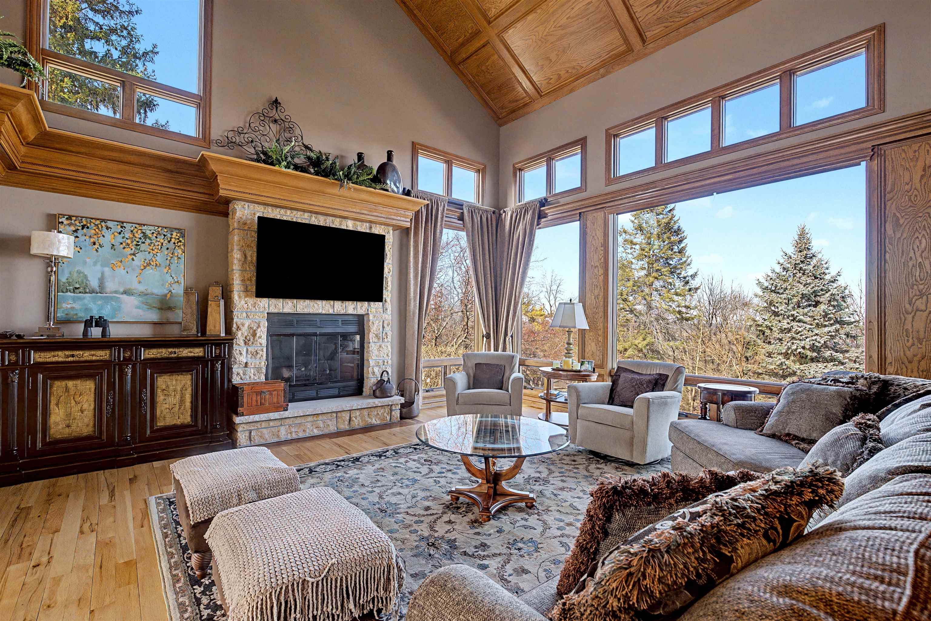 1 East Hoffman Road Elizabeth, IL 61028 - Photo 1 of 76