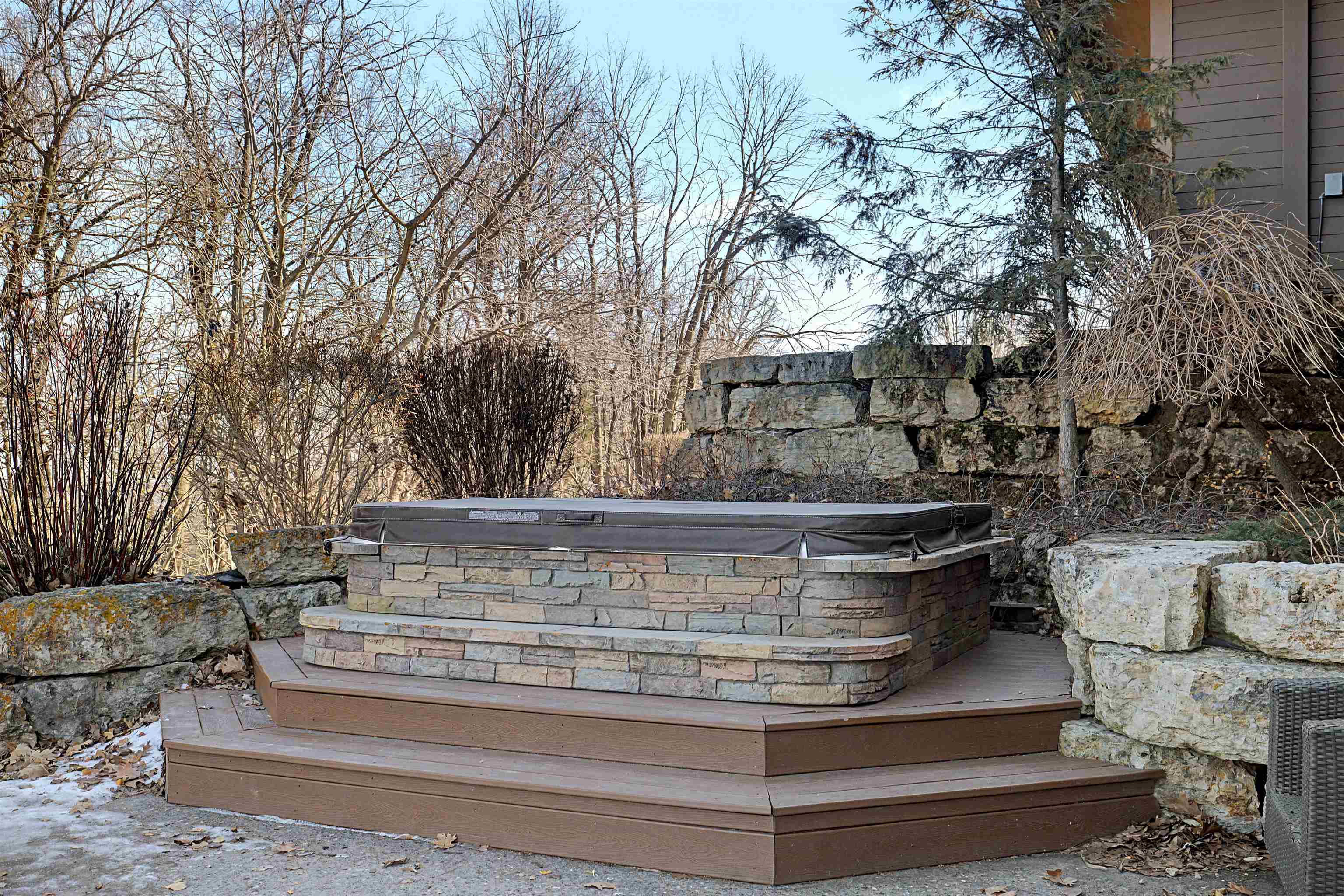 1 East Hoffman Road Elizabeth, IL 61028 - Photo 53 of 76 a view of fountain with tree in the background