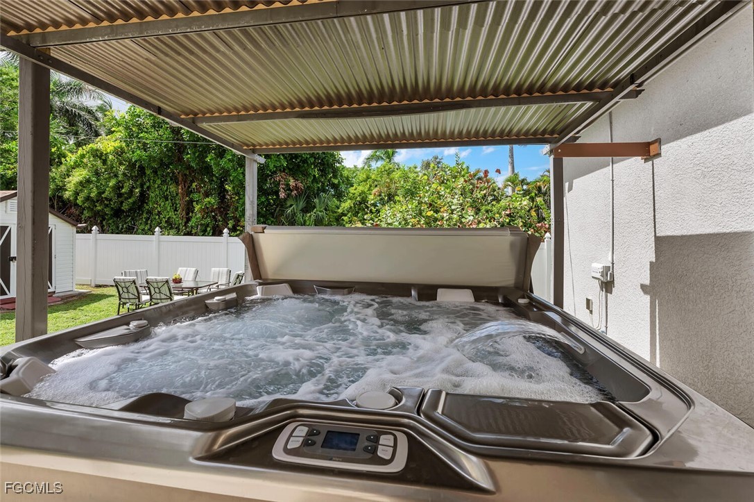 3196 Connecticut Avenue Naples, FL 34112 - Photo 15 of 24