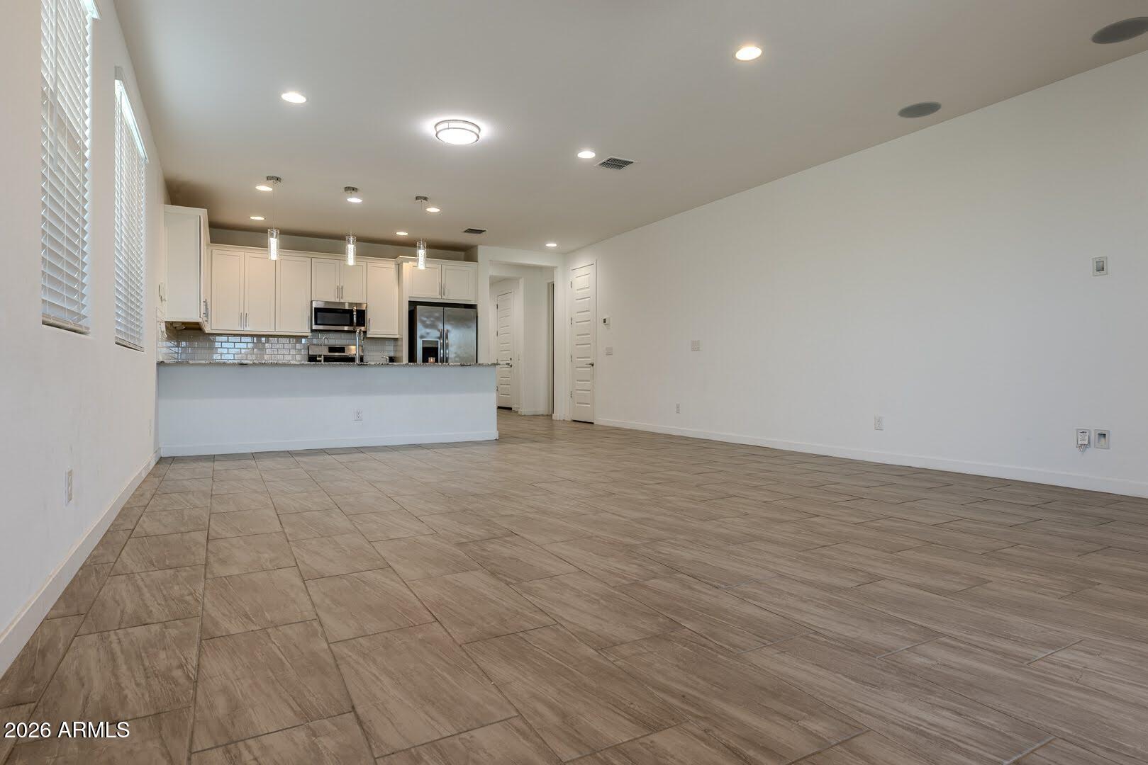 1548 West Corral Road Phoenix, AZ 85041 - Photo 7 of 61