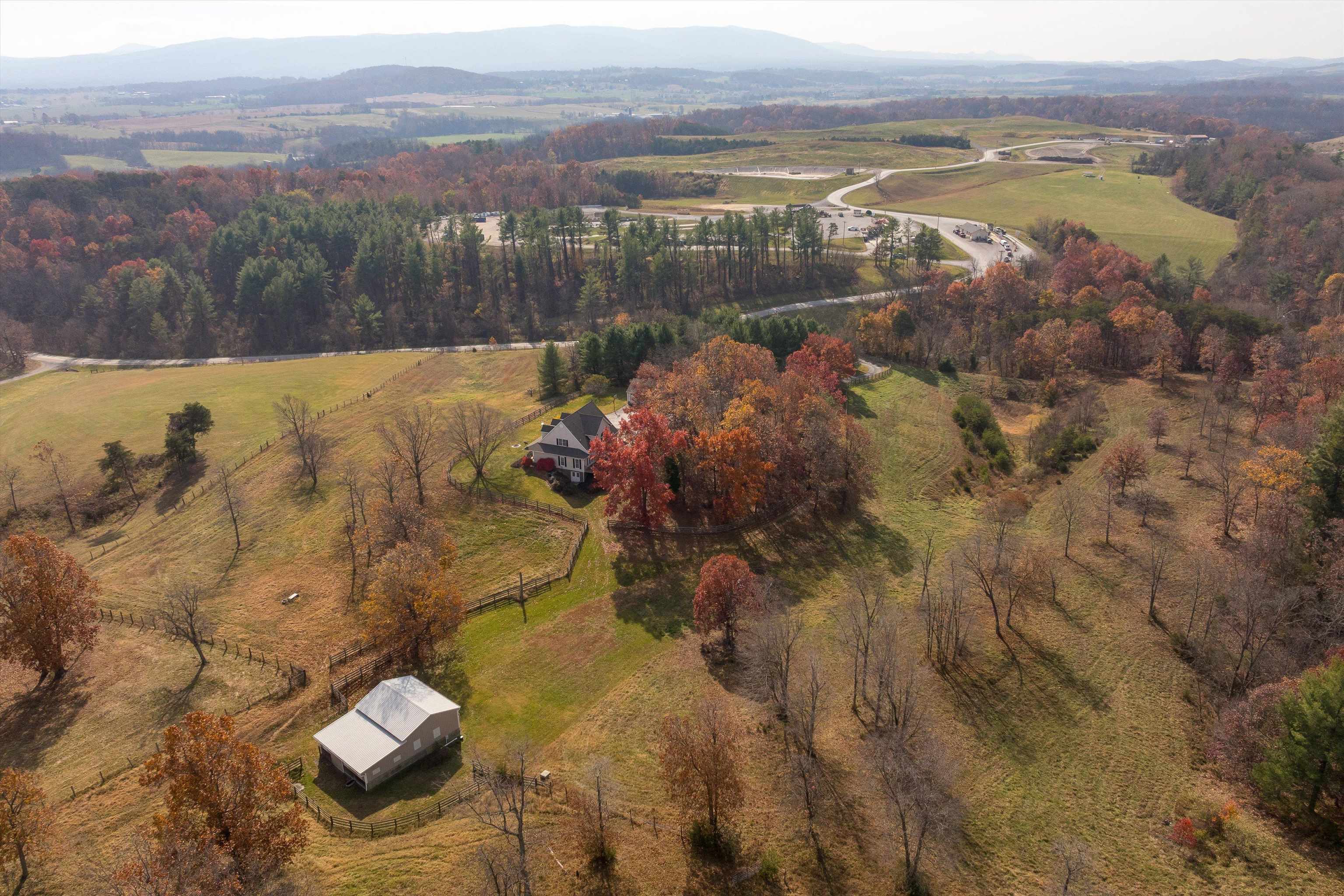 746 Christians Creek Road Staunton, VA 24401 - Photo 4 of 60