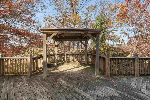 $949,900 | 746 Christians Creek Road, Staunton, VA 24401