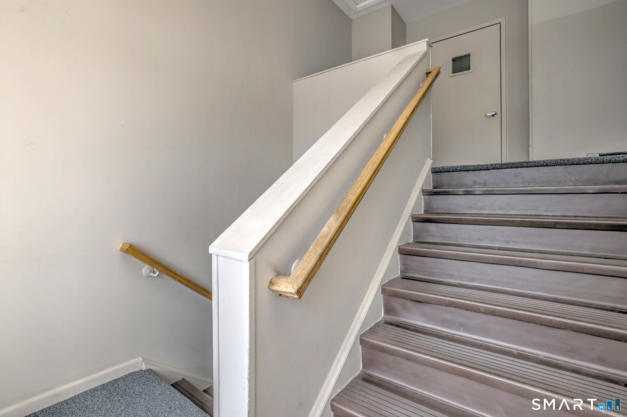 155 Short Beach Road, Unit 304 Stratford, CT 06615 - Photo 7 of 37 a view of entryway