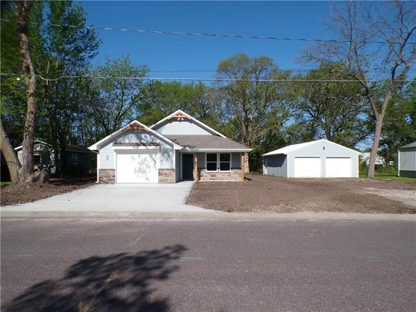 $339,000 | 309 South 5th Street, Odessa, MO 64076