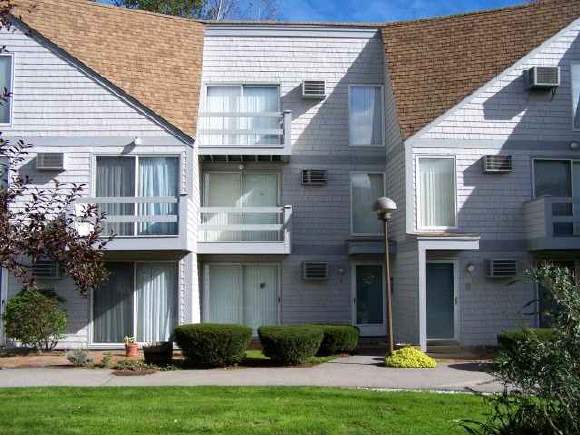 23 Cusack Road, Unit 2 Hampton, NH 03842 - Photo 1 of 5