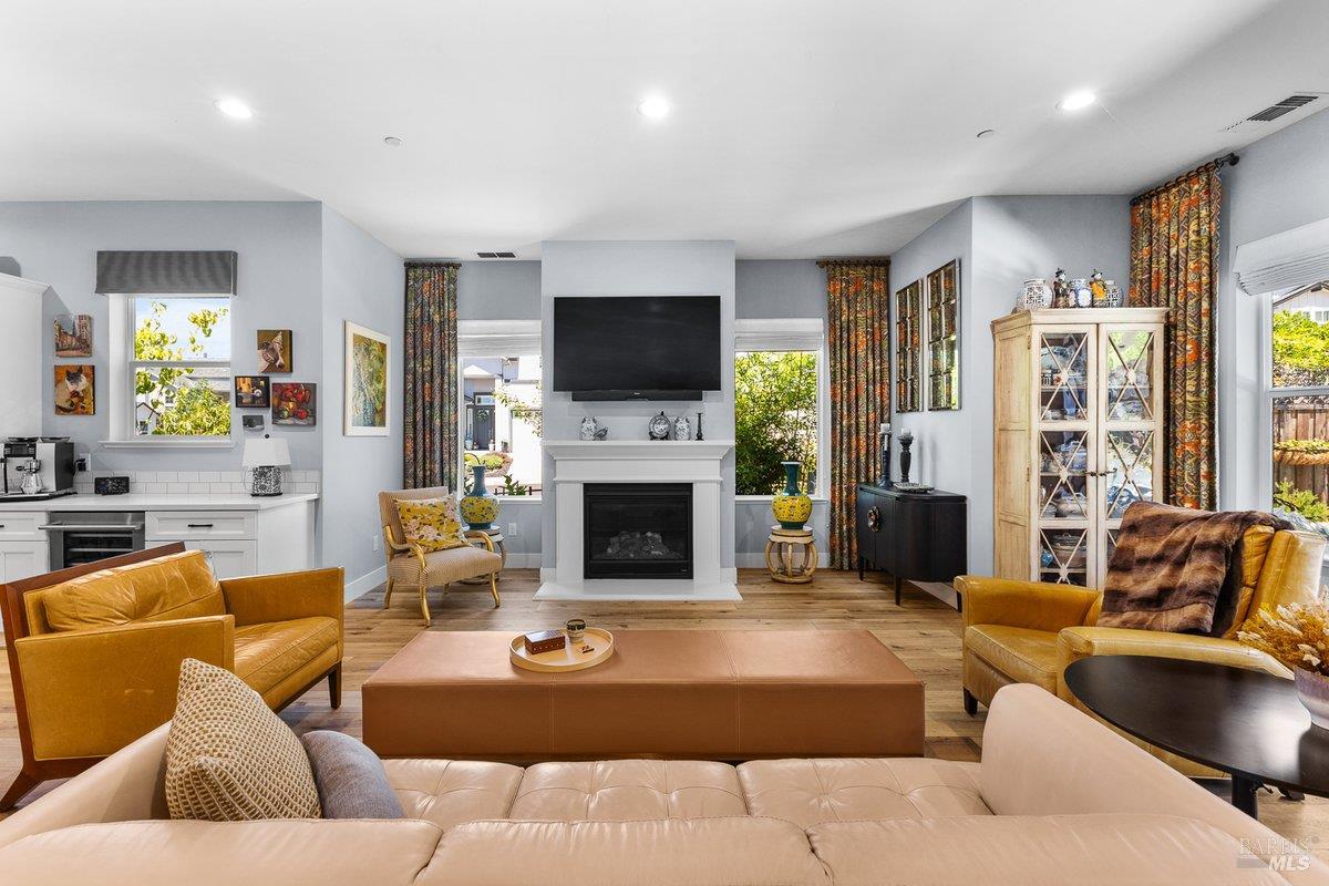 3700 Paxton Place Santa Rosa, CA 95404 - Photo 4 of 43