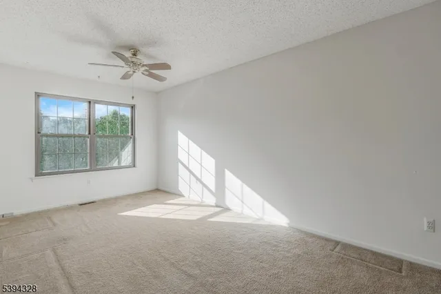a view of empty room with window
