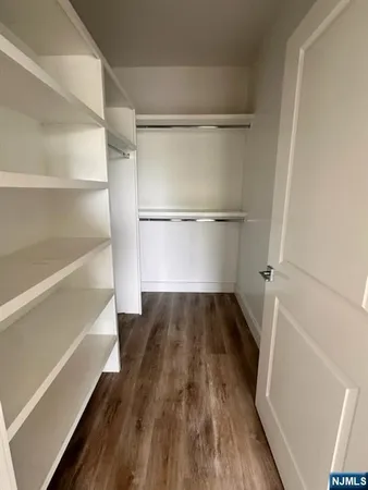 $2,550 | 387 Park Street, Unit 403, Hackensack, NJ 07601