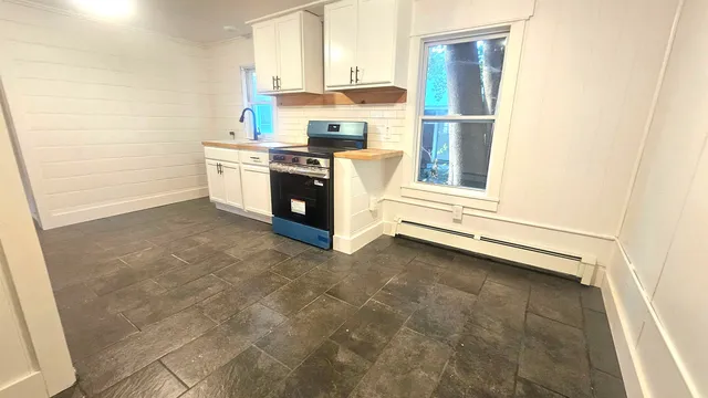 $199,900 | 215 Maple Street, Bennington, VT 05201