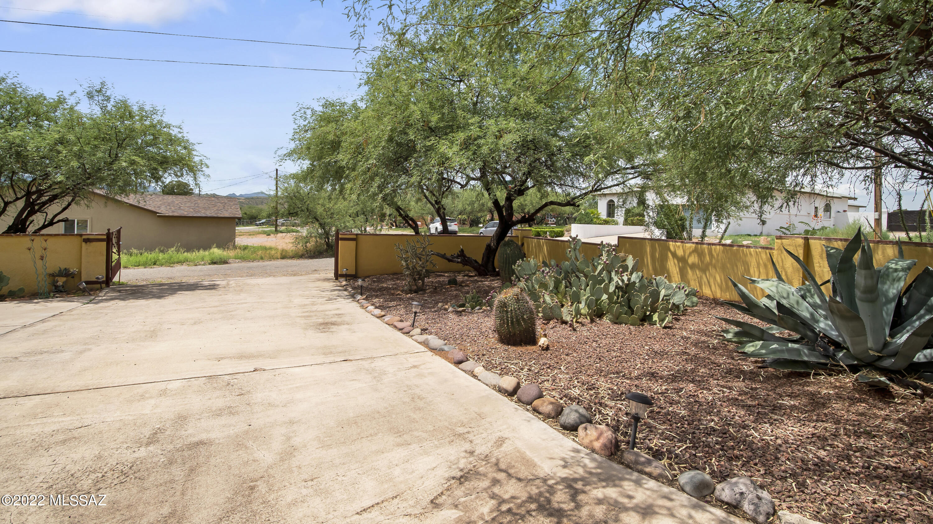 1301 Lavender Lane Rio Rico, AZ 85648 - Photo 15 of 34