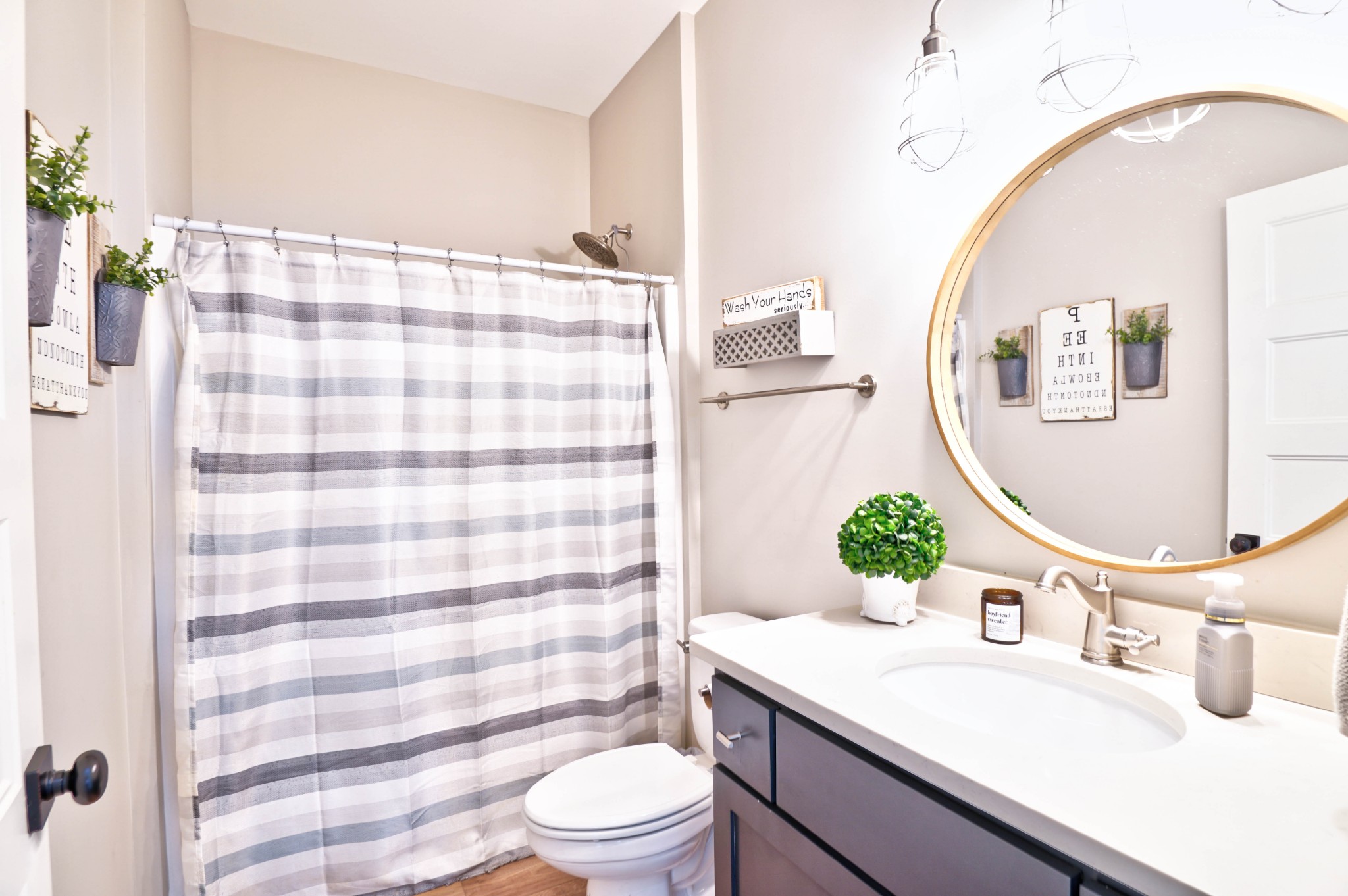 6992 Wayside Road Christiana, TN 37037 - Photo 29 of 44 Full bath just off the downstairs flex room.