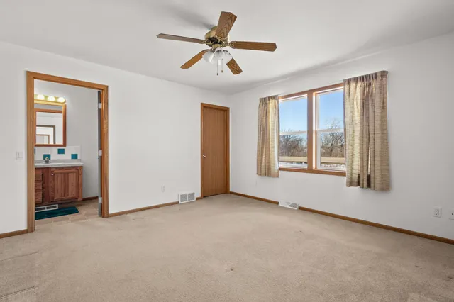 $349,900 | 3286 County Road East, Omro, WI 54963