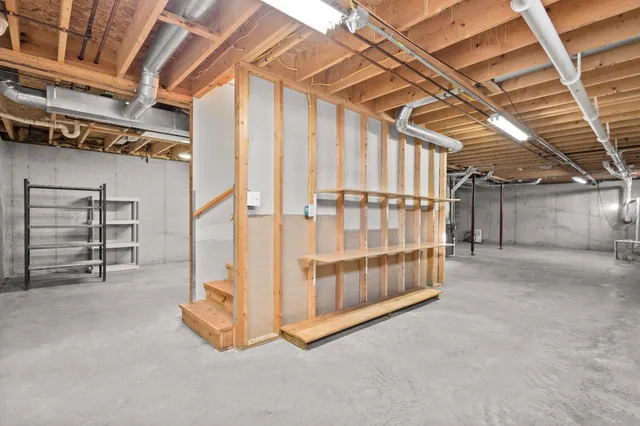 $349,900 | 3286 County Road East, Omro, WI 54963