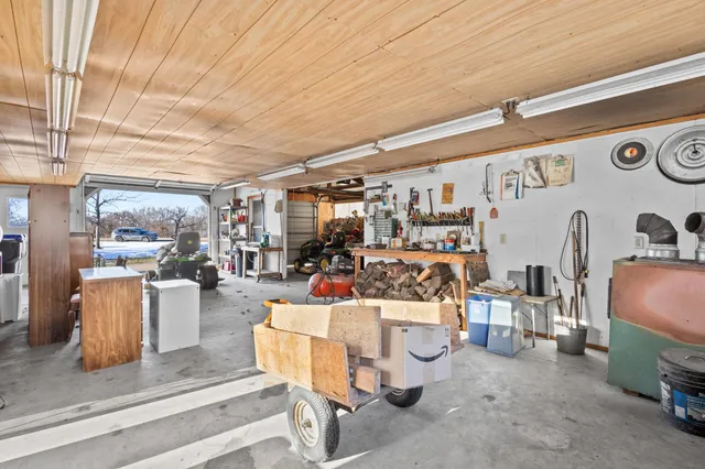 $349,900 | 3286 County Road East, Omro, WI 54963