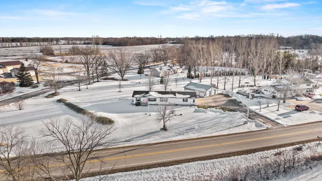 $349,900 | 3286 County Road East, Omro, WI 54963