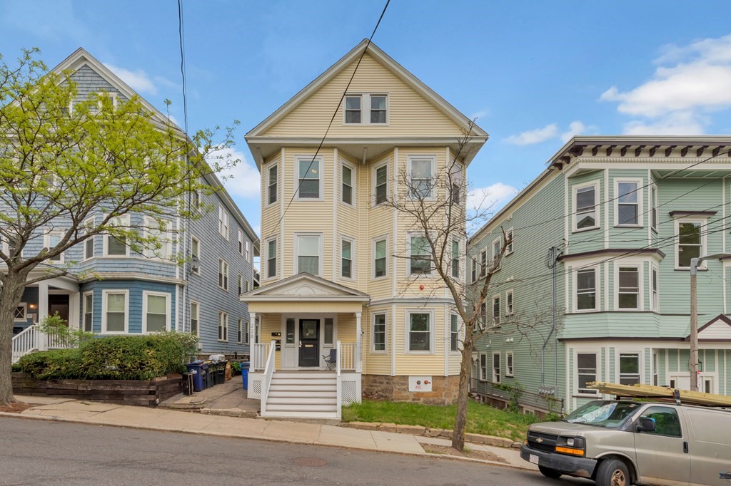228 Calumet Street Boston, MA 02120 - Photo 1 of 42