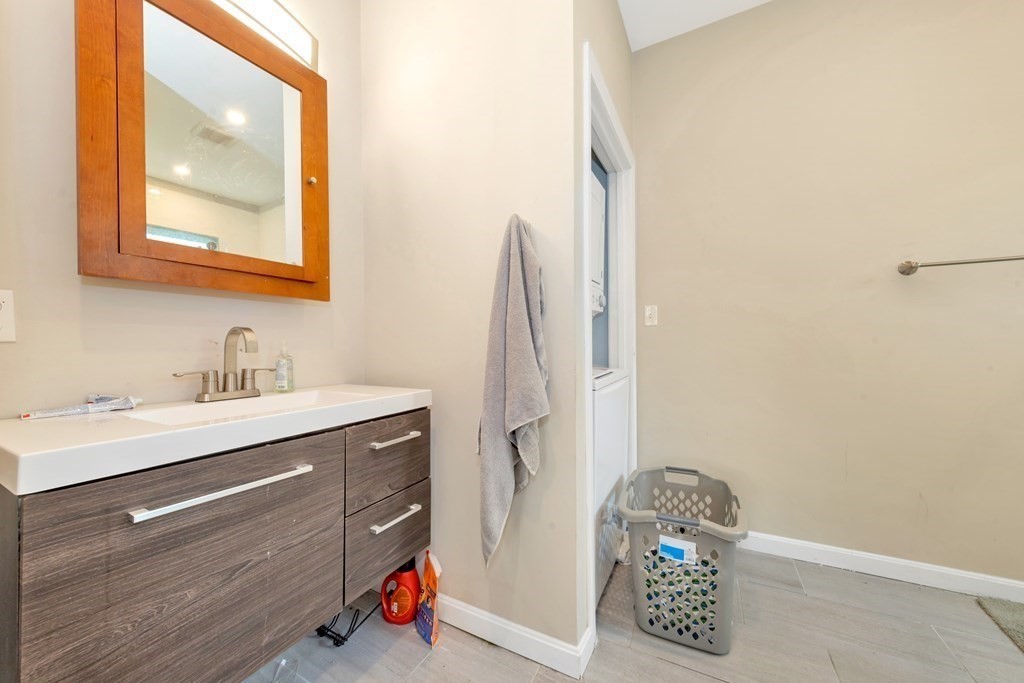 228 Calumet Street Boston, MA 02120 - Photo 35 of 42