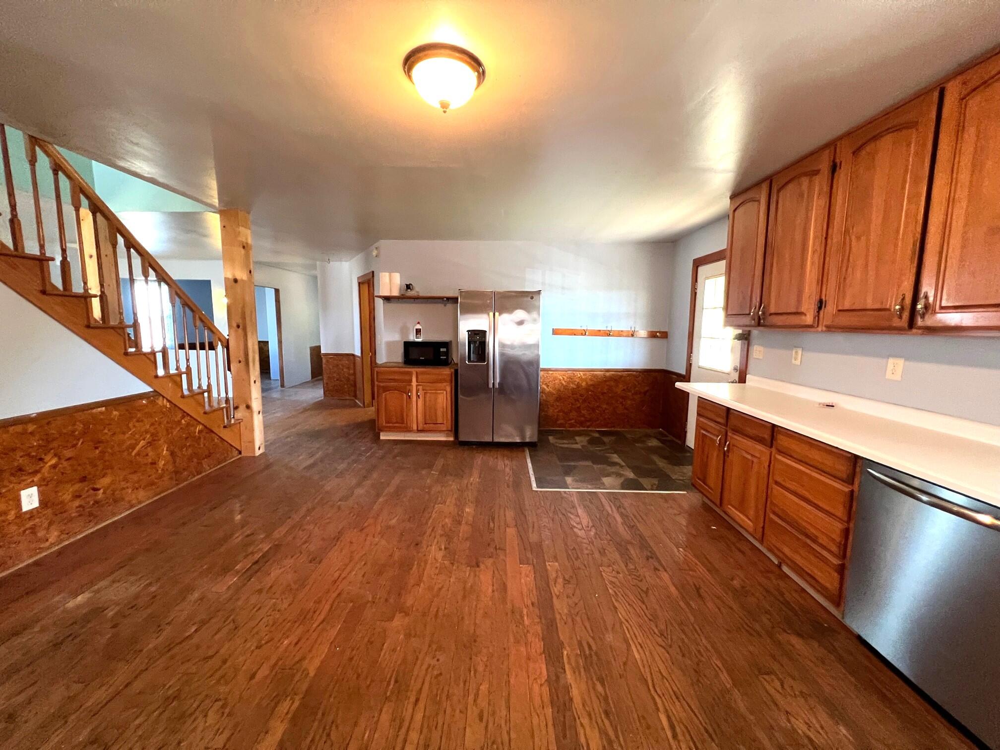 26694 Spring Creek Road Mendon, MI 49072 - Photo 6 of 30 Kitchen/Dining