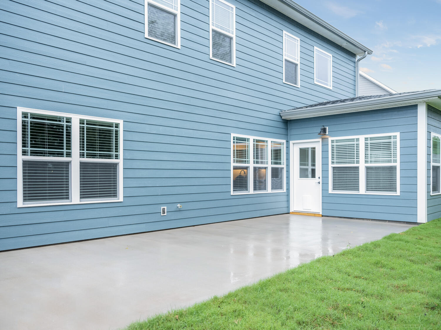 9596 Mayfly Road, Unit 4 Ooltewah, TN 37363 - Photo 23 of 23 Stock Photo Not Actual Home