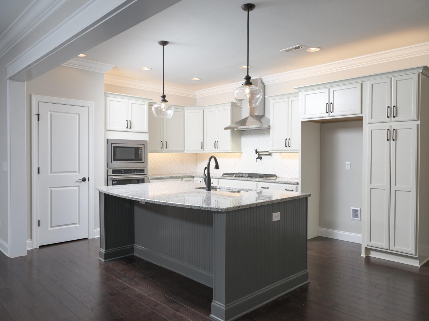 9596 Mayfly Road, Unit 4 Ooltewah, TN 37363 - Photo 10 of 23 Stock Photo Not Actual Home