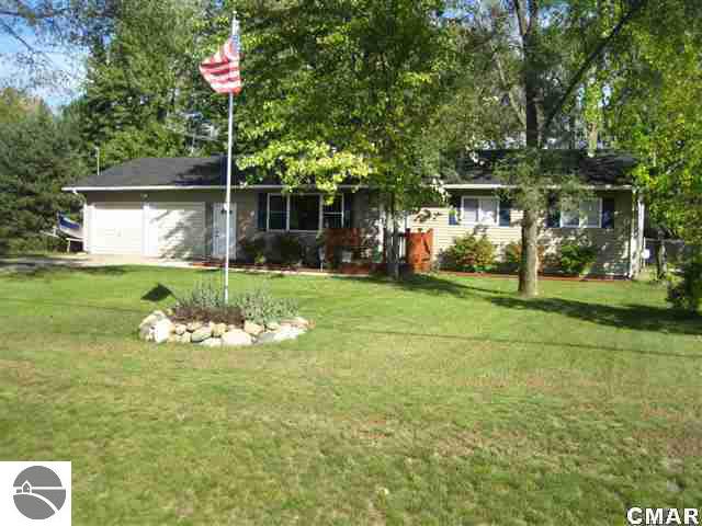 3663 South Shepherd Road Mount Pleasant, MI 48858 - Photo 1 of 18 1771182.JPG