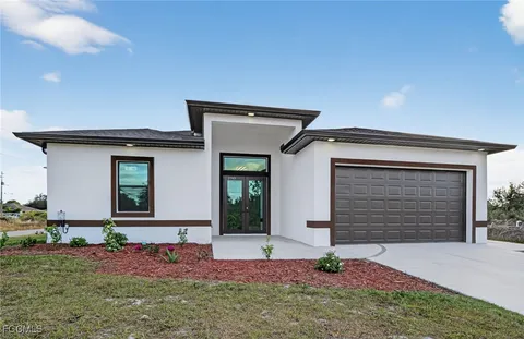 $475,000 | 2513 69th Street West, Lehigh Acres, FL 33971