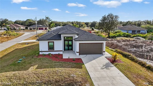 $475,000 | 2513 69th Street West, Lehigh Acres, FL 33971