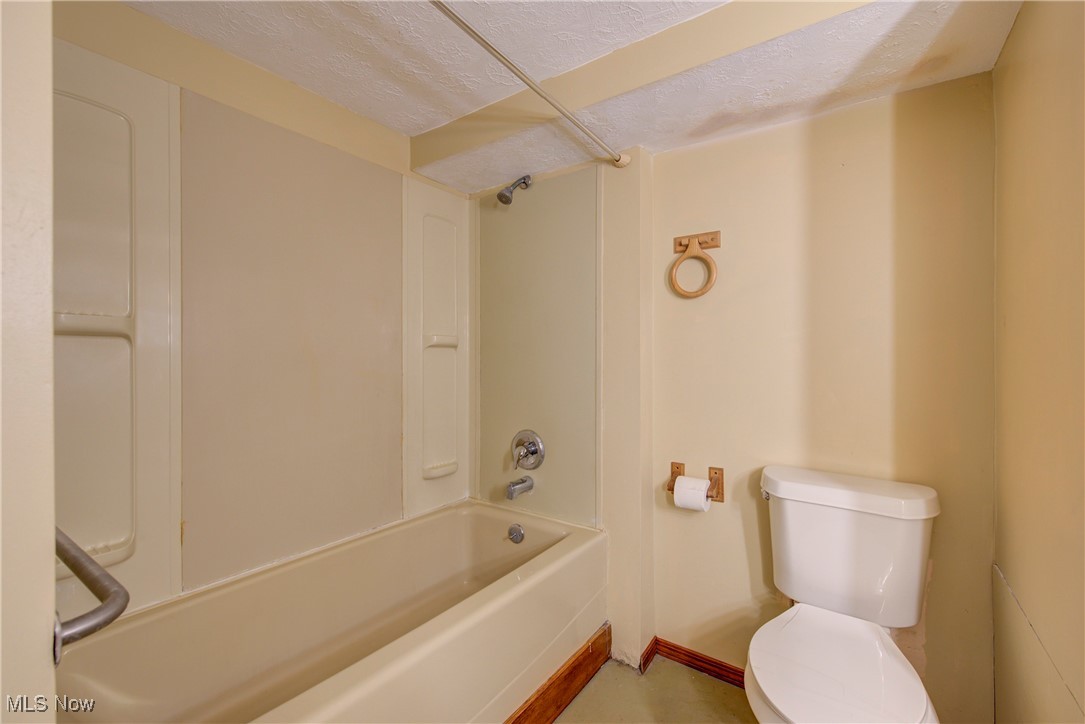 10570 Prospect Road Strongsville, OH 44149 - Photo 33 of 48