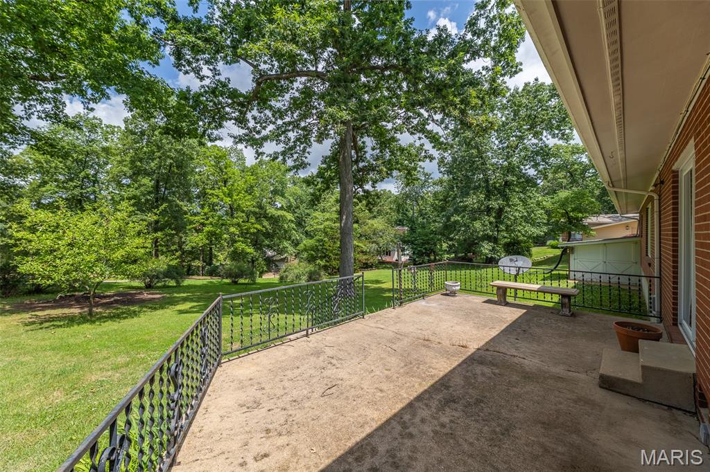 1305 Lurlyn Road Poplar Bluff, MO 63901 - Photo 28 of 32