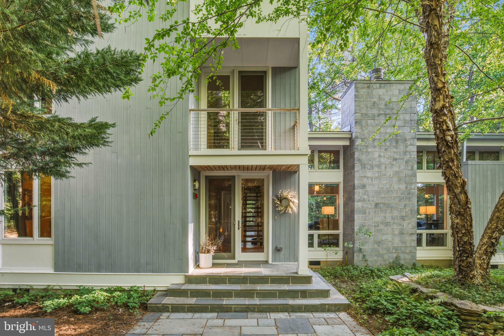 316 Gordon Road Kinsale, VA 22488 - Photo 10 of 45 Modern retreat embraced by nature.