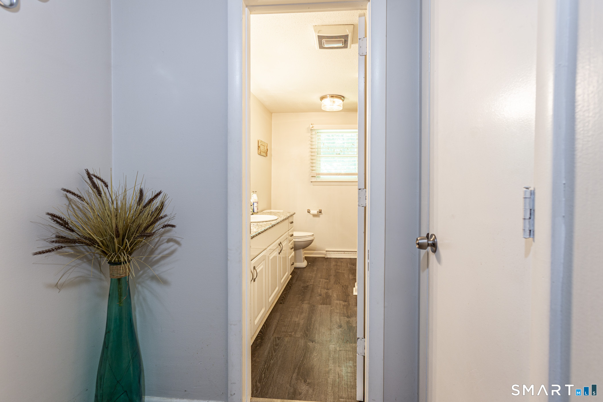 320 Three Mile Road Glastonbury, CT 06033 - Photo 15 of 39