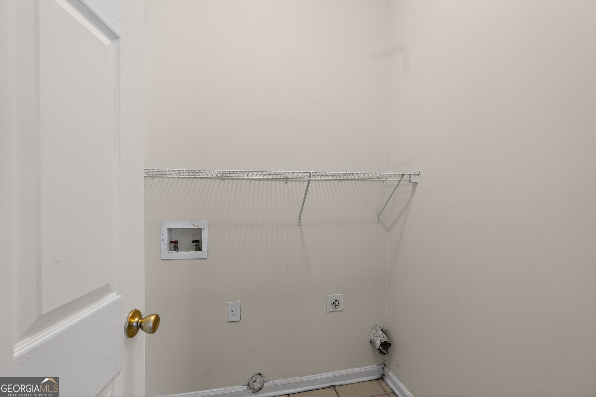 3812 Walnut Path Lithonia, GA 30038 - Photo 25 of 37 a view of small space