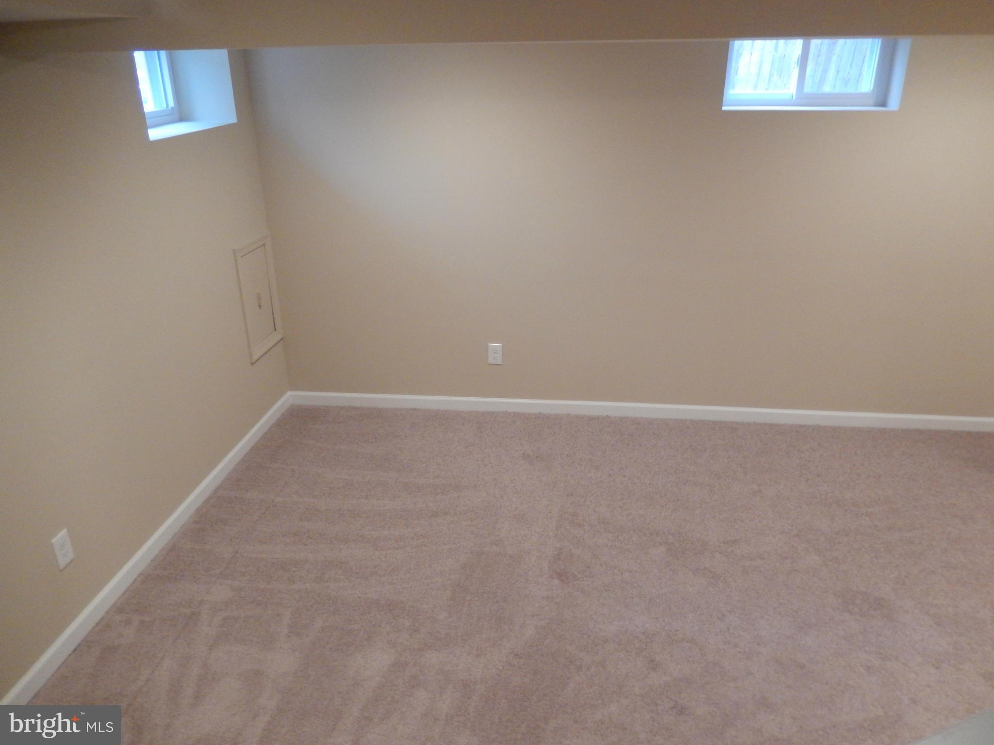 925 Coleridge Road Baltimore, MD 21229 - Photo 23 of 30 a view of an empty room