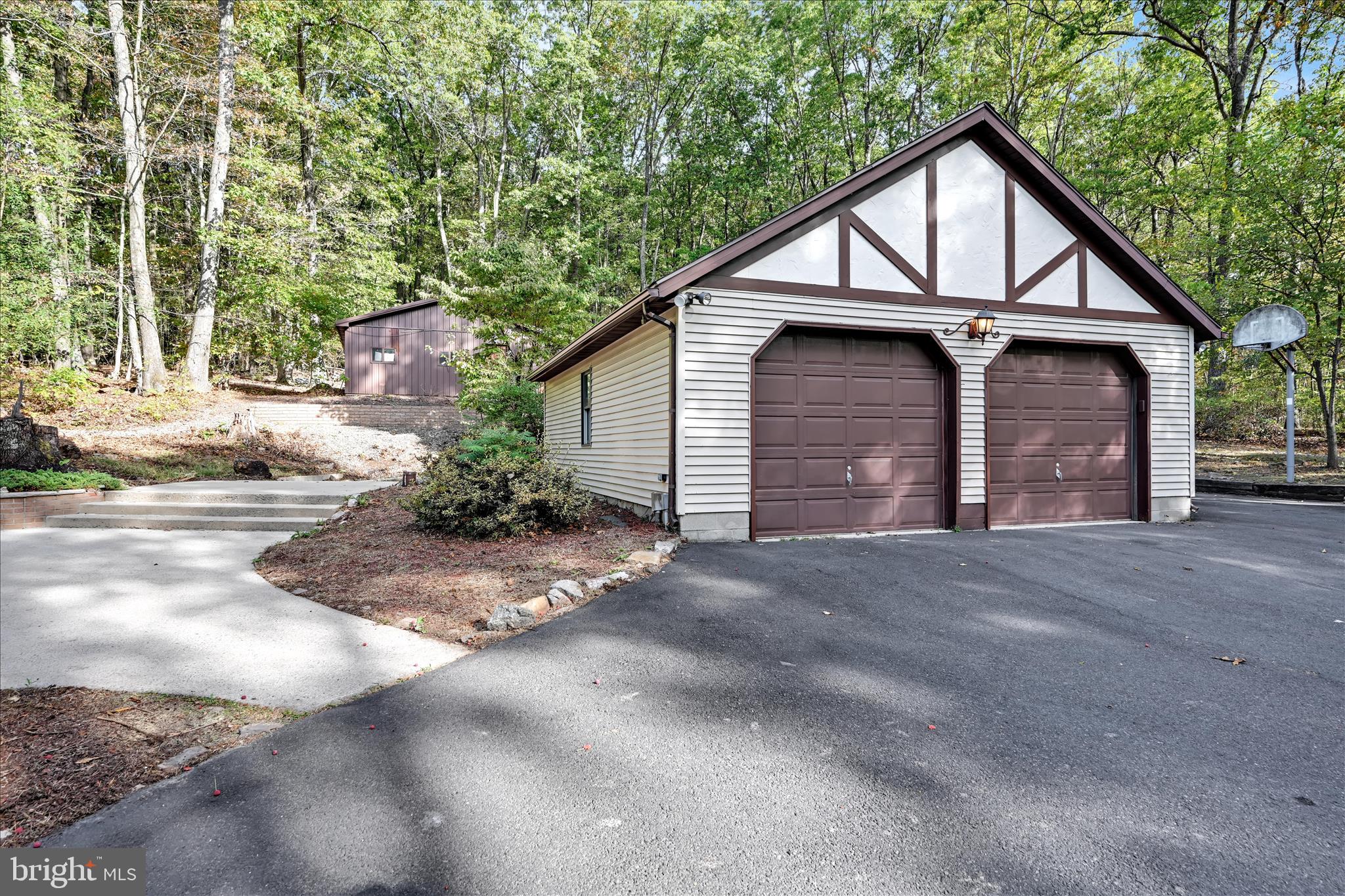 40 High Road Ashland, PA 17921 - Photo 34 of 53 Garage
