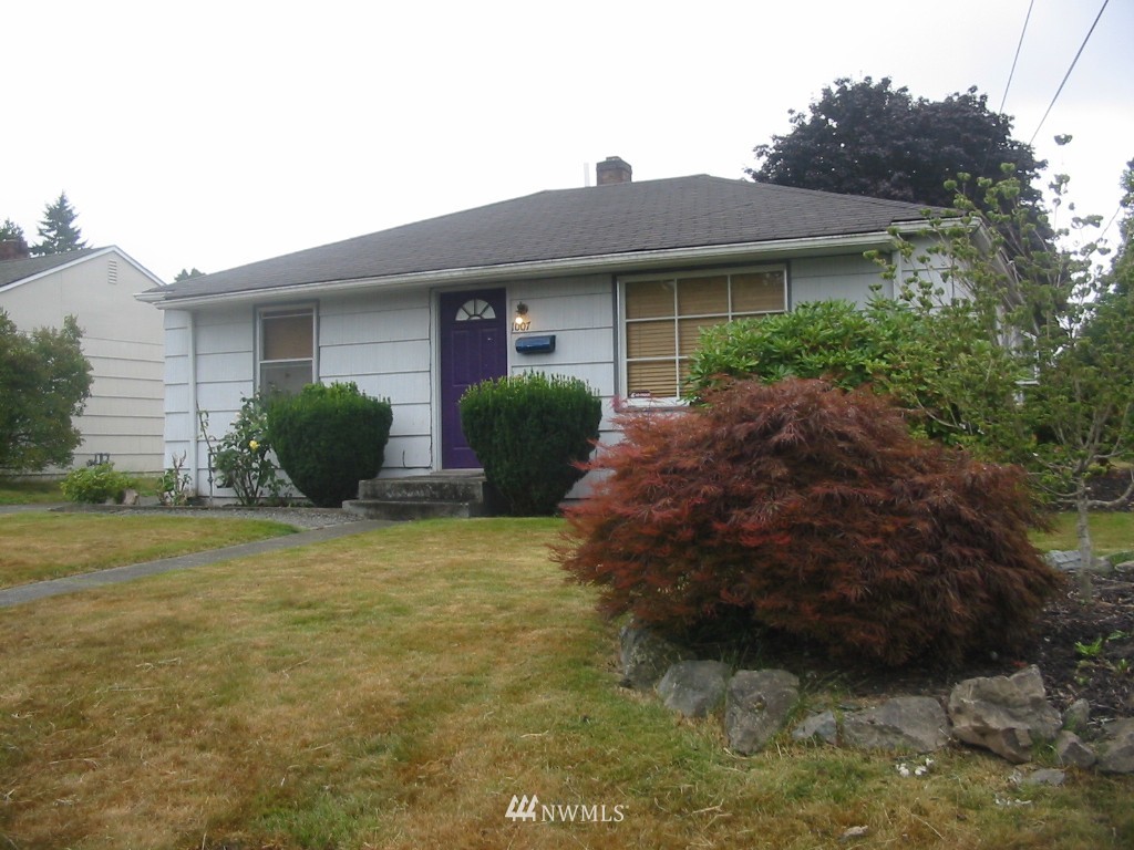 1007 Dibb Street Bremerton, WA 98310 - Photo 1 of 10 Gallery Image 1