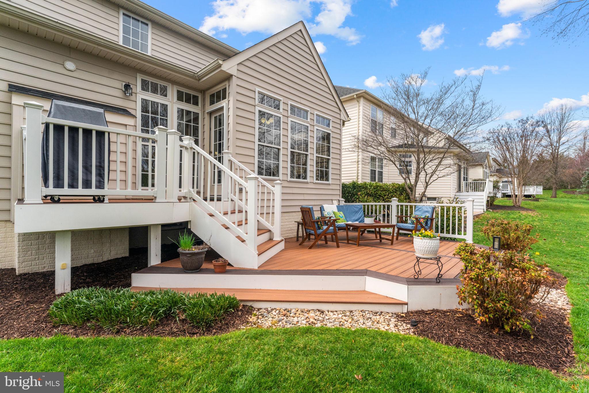 6913 Bitterroot Court Gainesville, VA 20155 - Photo 46 of 56 Two level Trex deck