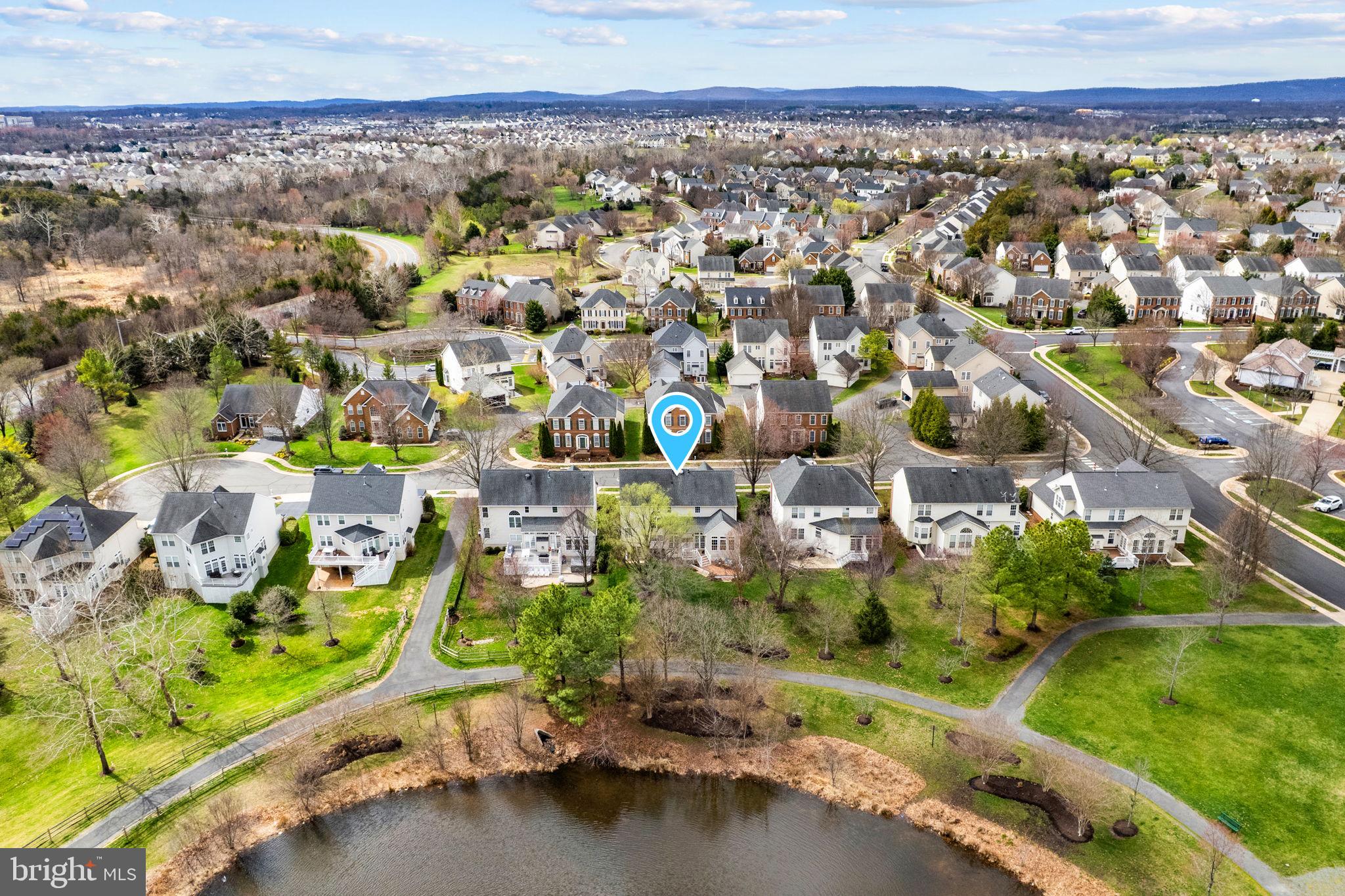 6913 Bitterroot Court Gainesville, VA 20155 - Photo 5 of 56 Perfectly situated for great pond views