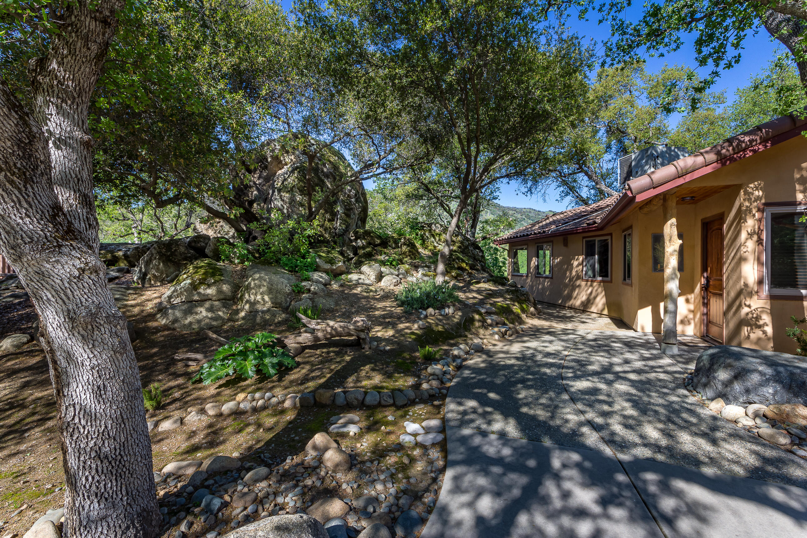 29673 Rock Creek Drive Three Rivers, CA 93271 - Photo 36 of 112 IMG_2297-HDR